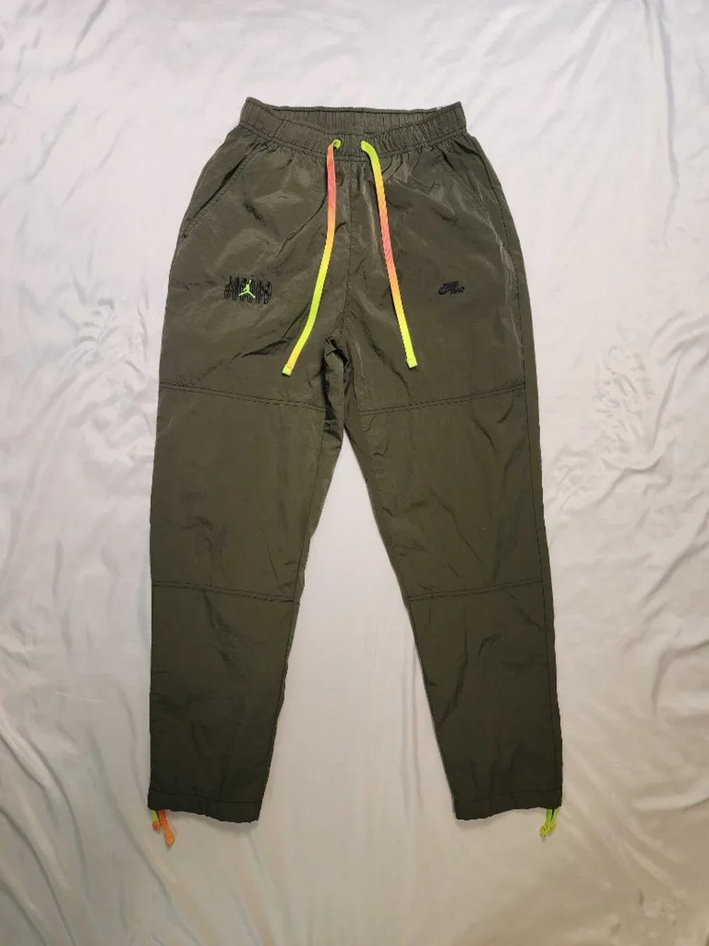 Jordan Flight MVP Statement Woven Pants Men’s Small Olive Green